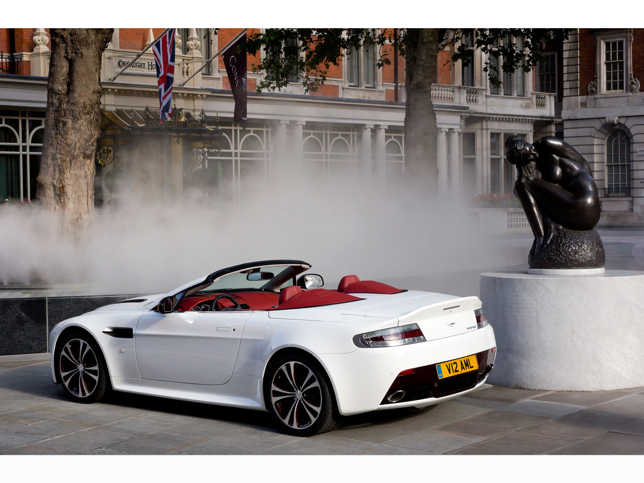 2012 Aston Martin V12 Vantage Roadster